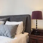 2 Bedroom Belem Wonder By Lovelystay * Lissabon