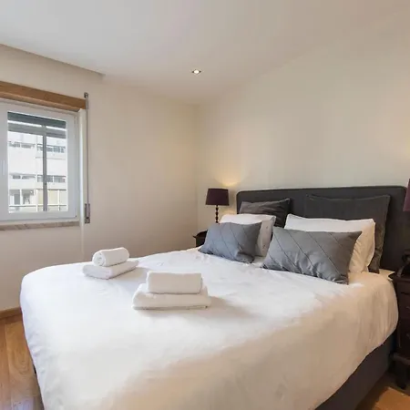 2 Bedroom Belem Wonder By Lovelystay Апартаменты