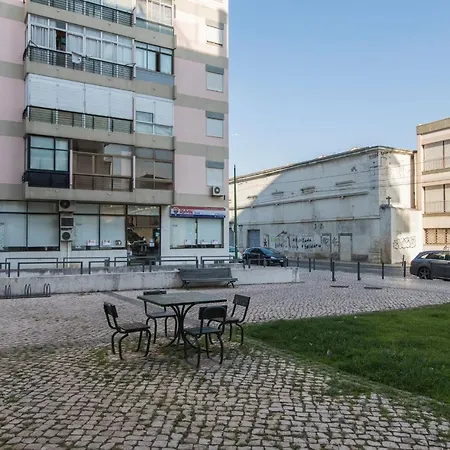 Belem 2Br With Balcony & City Views By Lovelystay 리스본