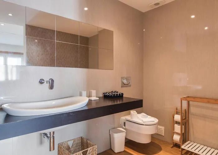 2 Bedroom Belem Wonder By Lovelystay Lisboa