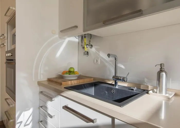 2 Bedroom Belem Wonder By Lovelystay شقة Lisboa