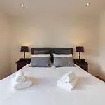2 Bedroom Belem Wonder By Lovelystay Lisboa